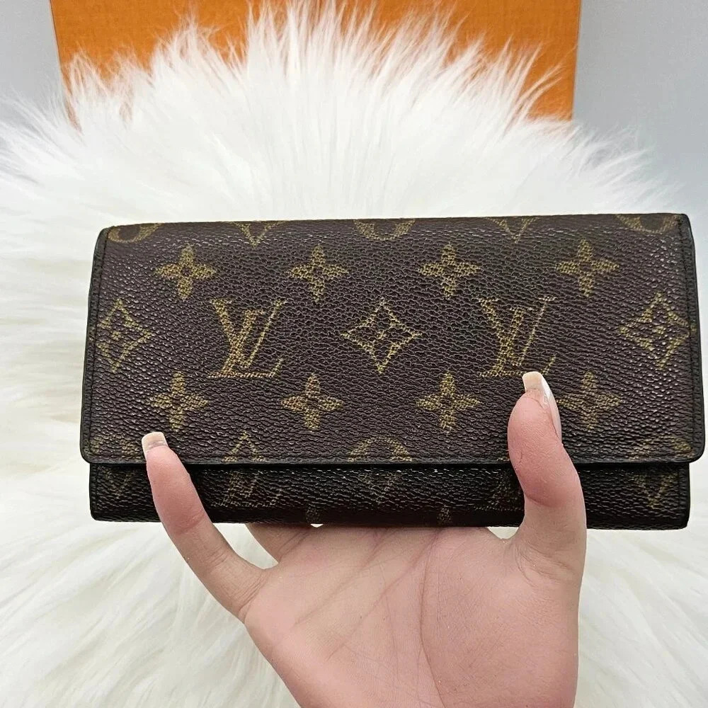 Louis Vuitton Monogram Checkbook/Cardcase  Holder Wallet